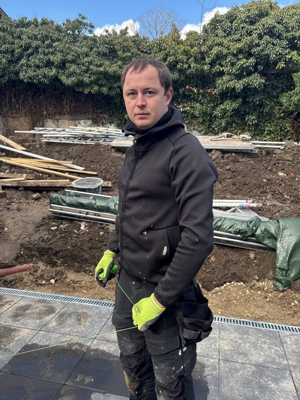 Andrej — ansvarlig for belægning og beton